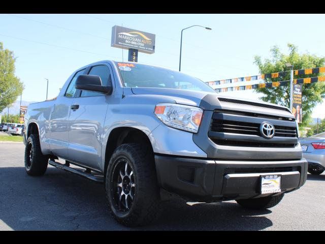 2014 Toyota Tundra 4WD Truck 