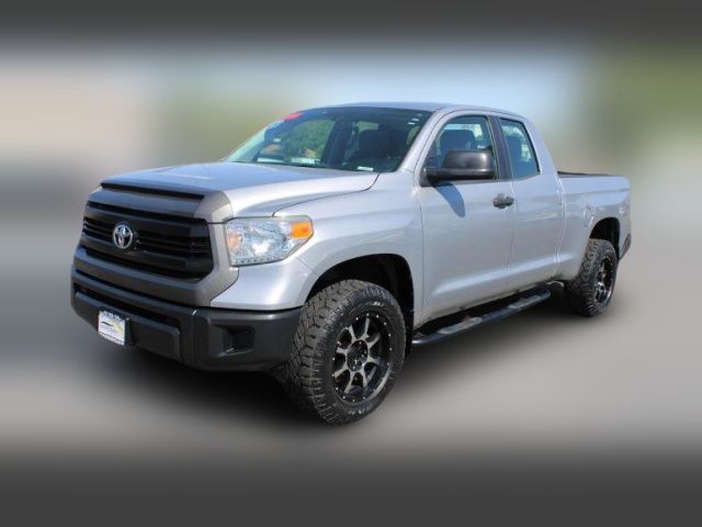 2014 Toyota Tundra 4WD Truck 