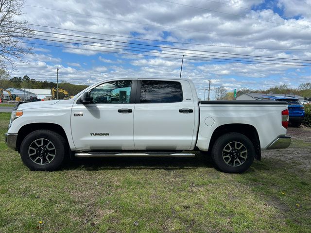 2014 Toyota Tundra SR5