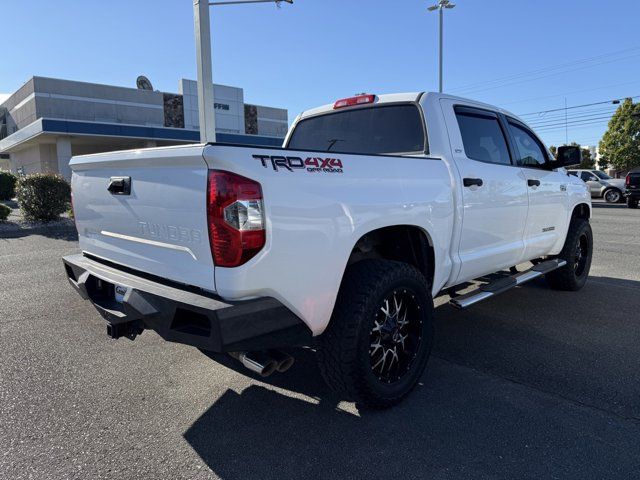 2014 Toyota Tundra SR5