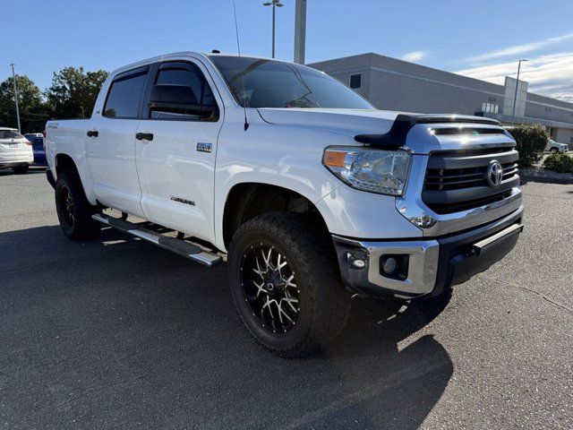 2014 Toyota Tundra SR5