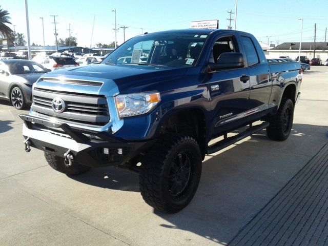 2014 Toyota Tundra SR5