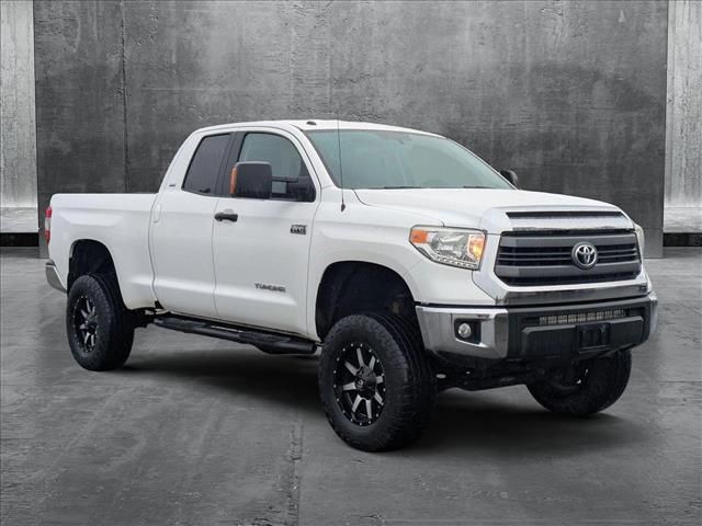 2014 Toyota Tundra SR5