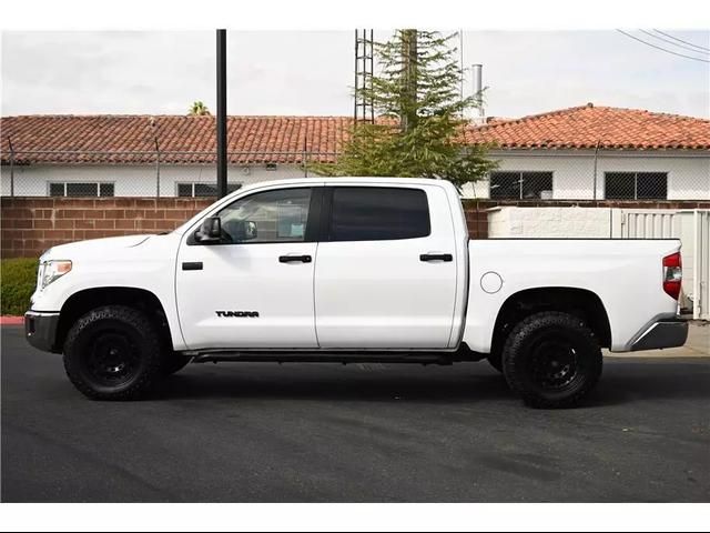 2014 Toyota Tundra SR5