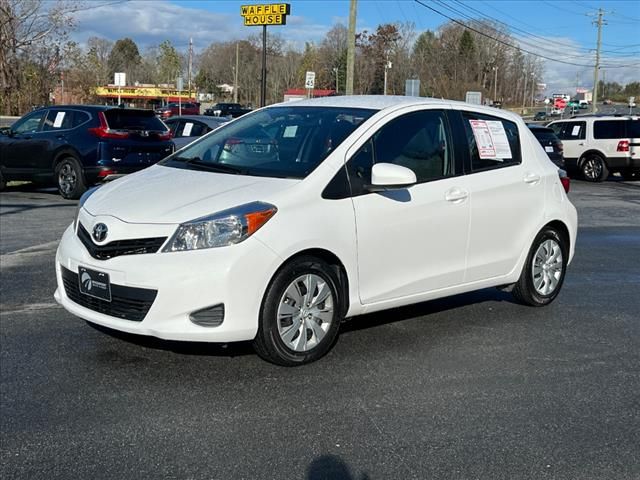 2014 Toyota Yaris LE