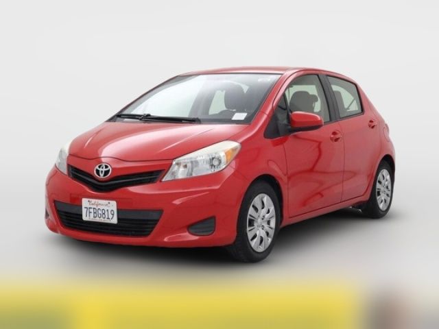 2014 Toyota Yaris LE