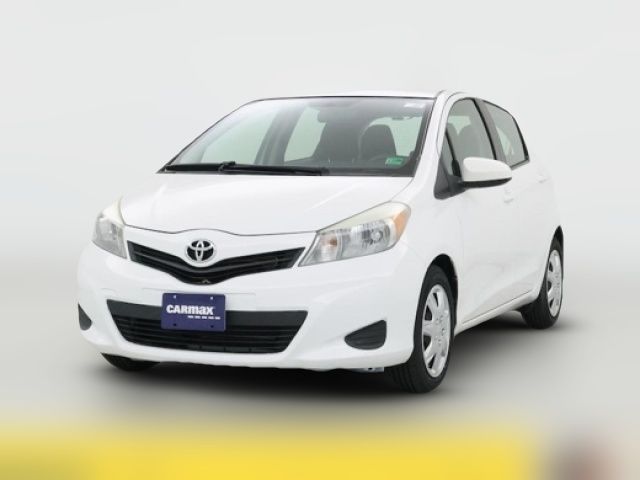 2014 Toyota Yaris LE
