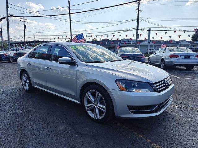 2014 Volkswagen Passat SE