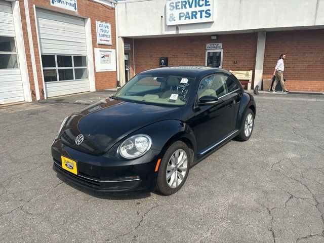 2014 Volkswagen Beetle 2.0L TDI Navigation