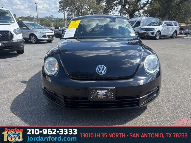 2014 Volkswagen Beetle 2.5L Entry