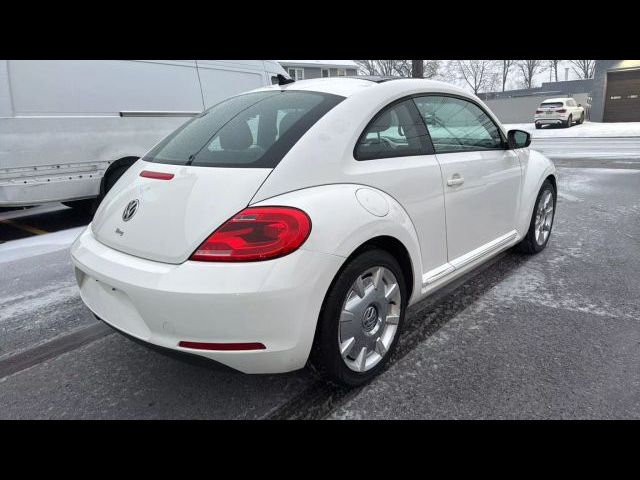 2014 Volkswagen Beetle 2.5L Navigation