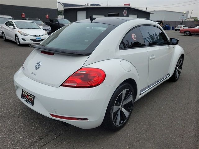 2014 Volkswagen Beetle 2.0T Turbo R-Line