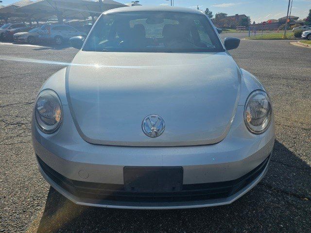 2014 Volkswagen Beetle 1.8T Entry