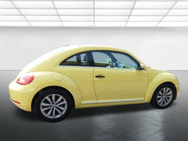 2014 Volkswagen Beetle 2.0L TDI Navigation