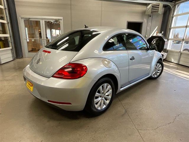 2014 Volkswagen Beetle 2.5L Entry