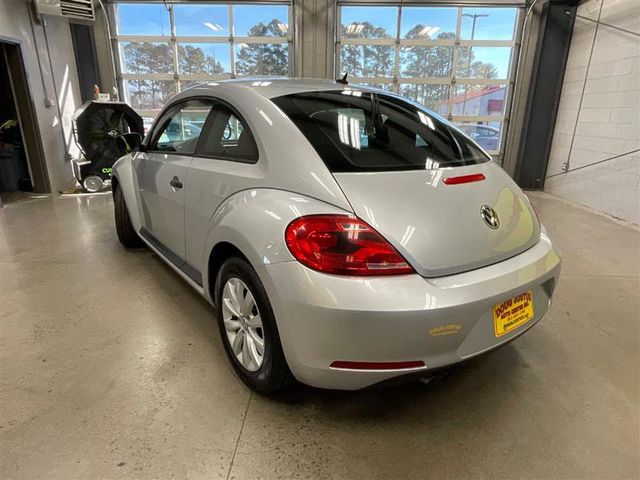 2014 Volkswagen Beetle 2.5L Entry