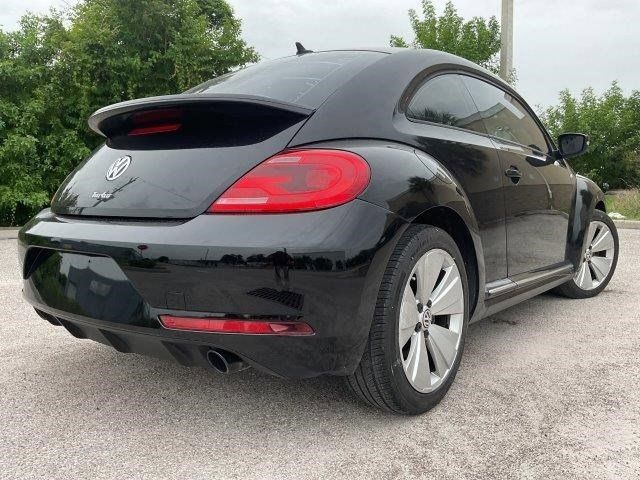 2014 Volkswagen Beetle 2.0T Turbo R-Line