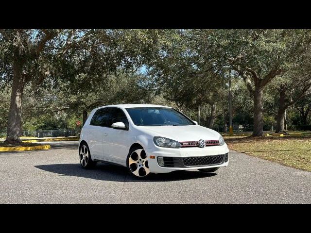 2014 Volkswagen GTI Wolfsburg