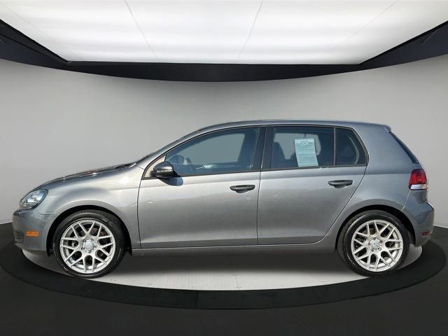 2014 Volkswagen Golf Base