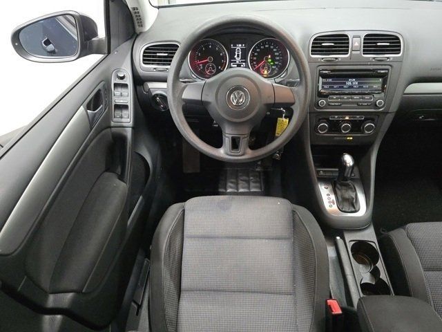 2014 Volkswagen Golf Base