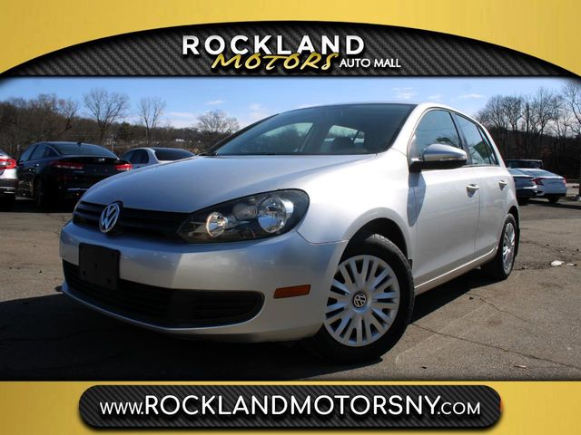 2014 Volkswagen Golf Base