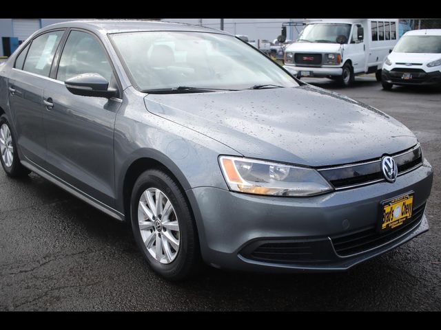 2014 Volkswagen Jetta Hybrid SE