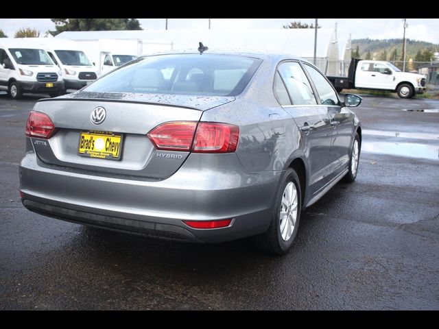 2014 Volkswagen Jetta Hybrid SE