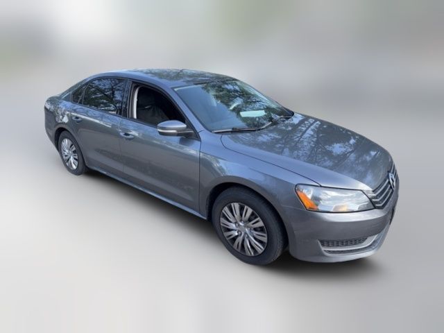 2014 Volkswagen Passat S