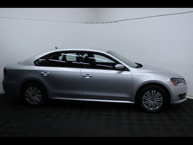 2014 Volkswagen Passat S