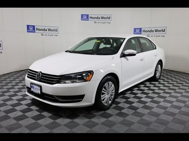 2014 Volkswagen Passat S