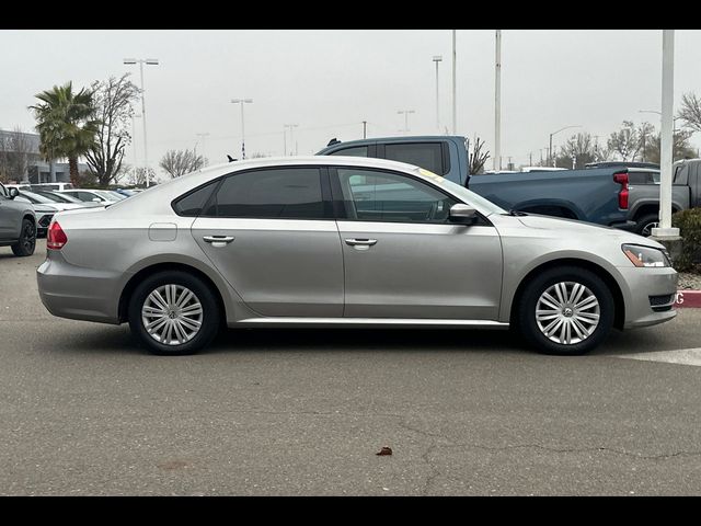 2014 Volkswagen Passat S