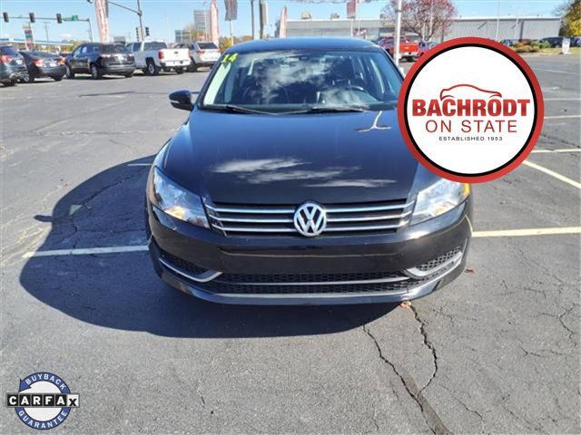 2014 Volkswagen Passat SE