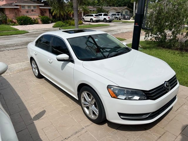 2014 Volkswagen Passat SE