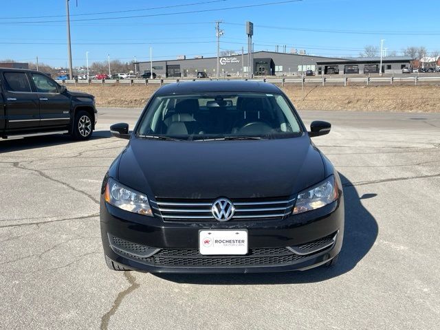 2014 Volkswagen Passat SE Navigation