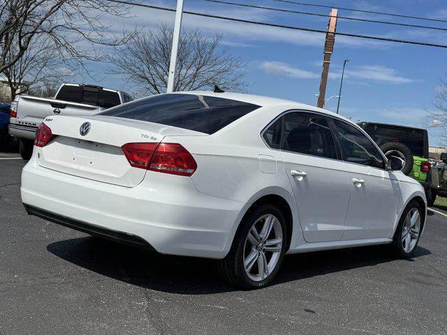 2014 Volkswagen Passat SE