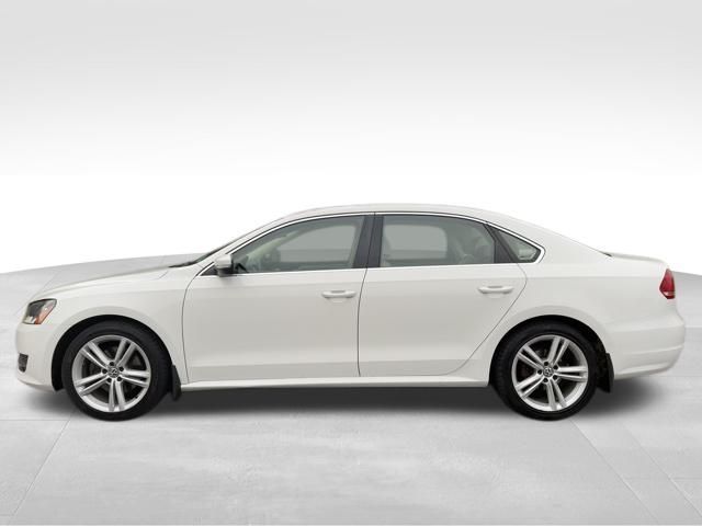 2014 Volkswagen Passat SE