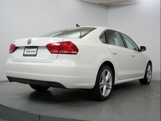 2014 Volkswagen Passat SE