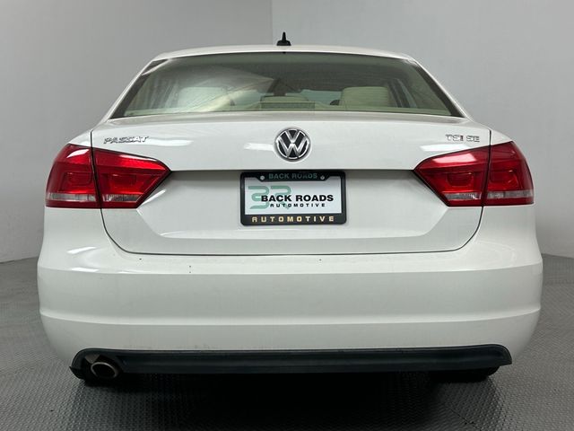 2014 Volkswagen Passat SE