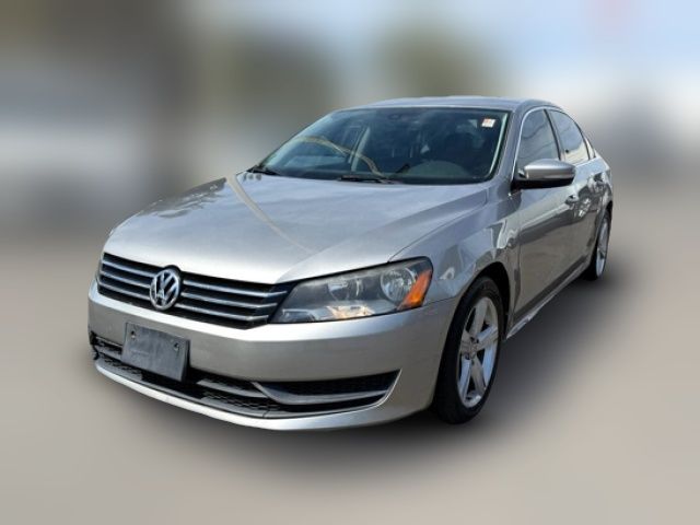 2014 Volkswagen Passat SE