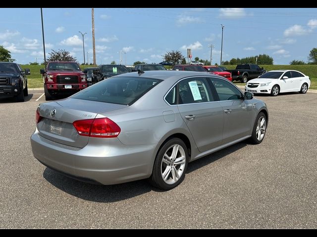 2014 Volkswagen Passat SE