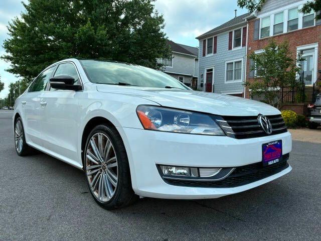 2014 Volkswagen Passat Sport