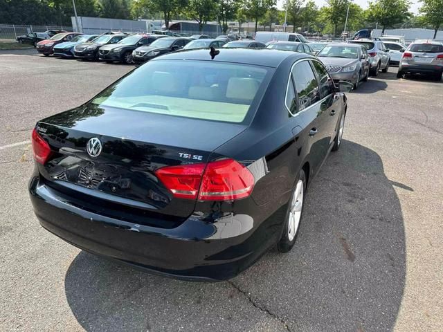 2014 Volkswagen Passat SE