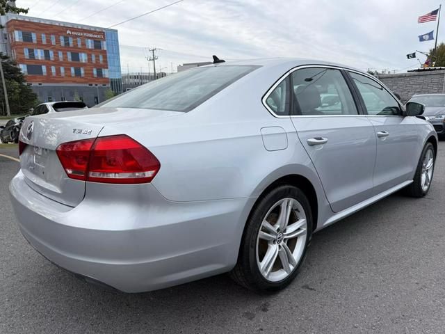 2014 Volkswagen Passat SE