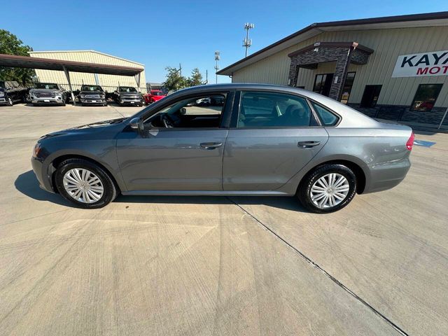 2014 Volkswagen Passat S