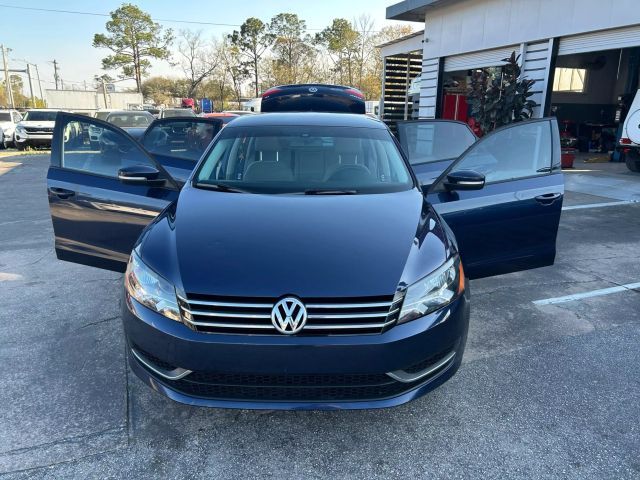 2014 Volkswagen Passat S