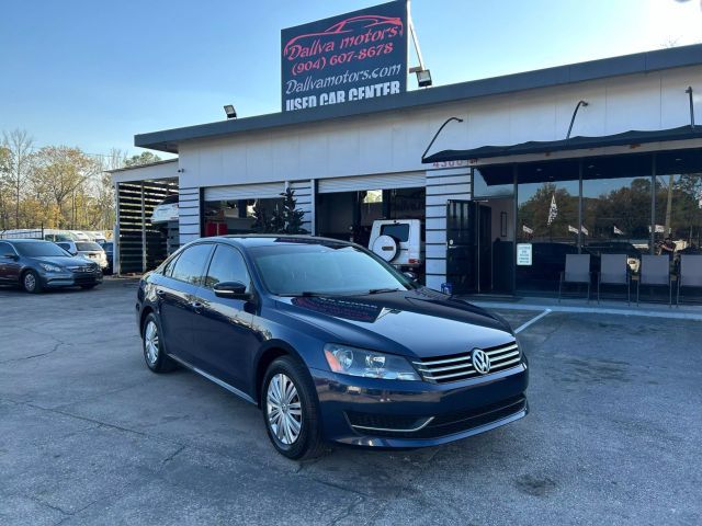2014 Volkswagen Passat S