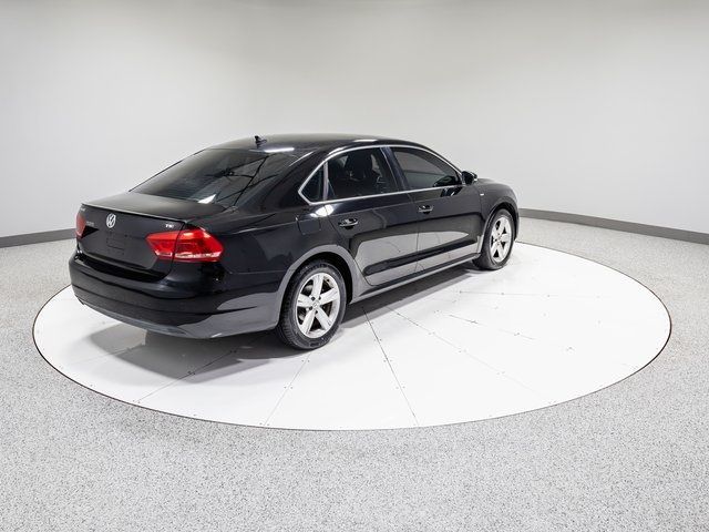 2014 Volkswagen Passat Wolfsburg Edition