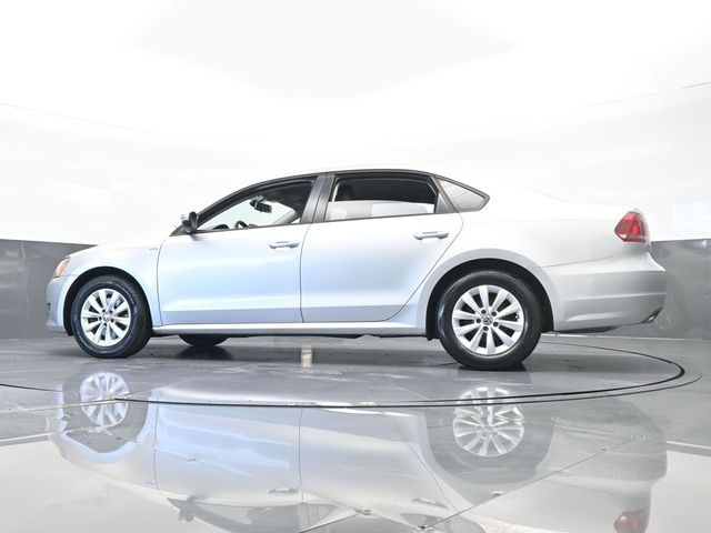 2014 Volkswagen Passat Wolfsburg Edition