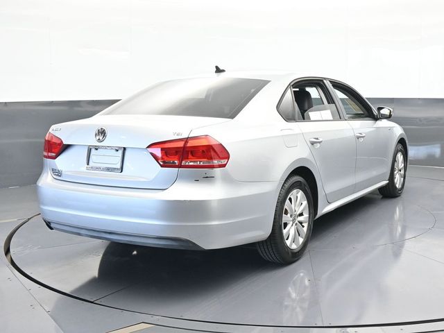 2014 Volkswagen Passat Wolfsburg Edition