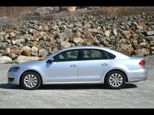 2014 Volkswagen Passat Wolfsburg Edition